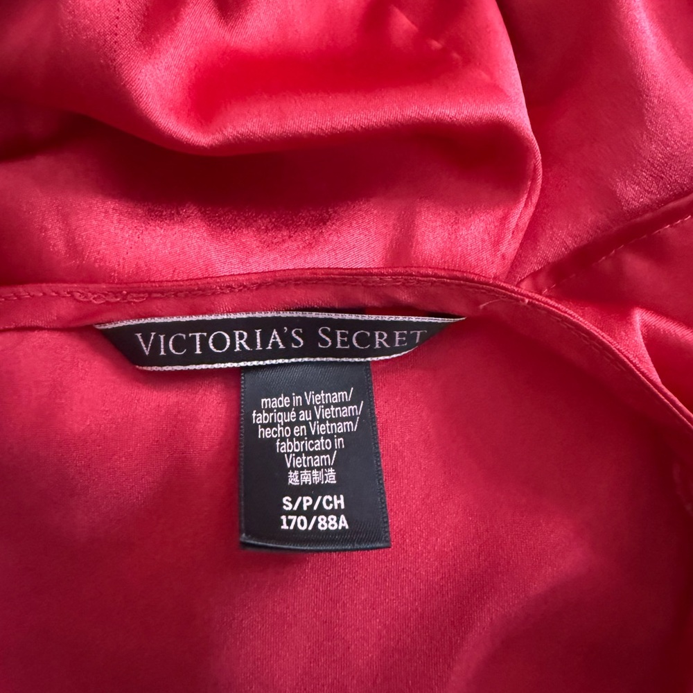 Victoria Secret Size S Red Satin Lace Cami & Short Sleep Set - Picture 3 of 4